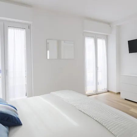 Well Done - 50mt Isola Pedonale Centro - 10 Min Mare Apartment *